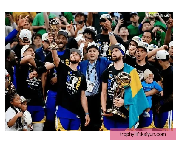 拉科转会策略引发关注，调整阵容提升竞争力成效渐显