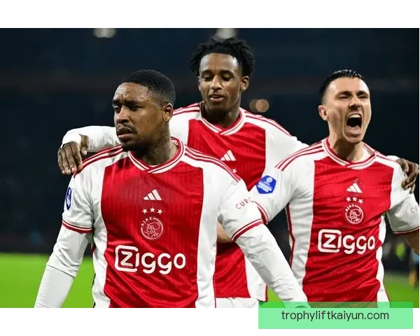 图赫尔战术执行难点持续引发球迷关注及深度分析 图赫尔战术执行难点持续引发球迷关注及深度分析